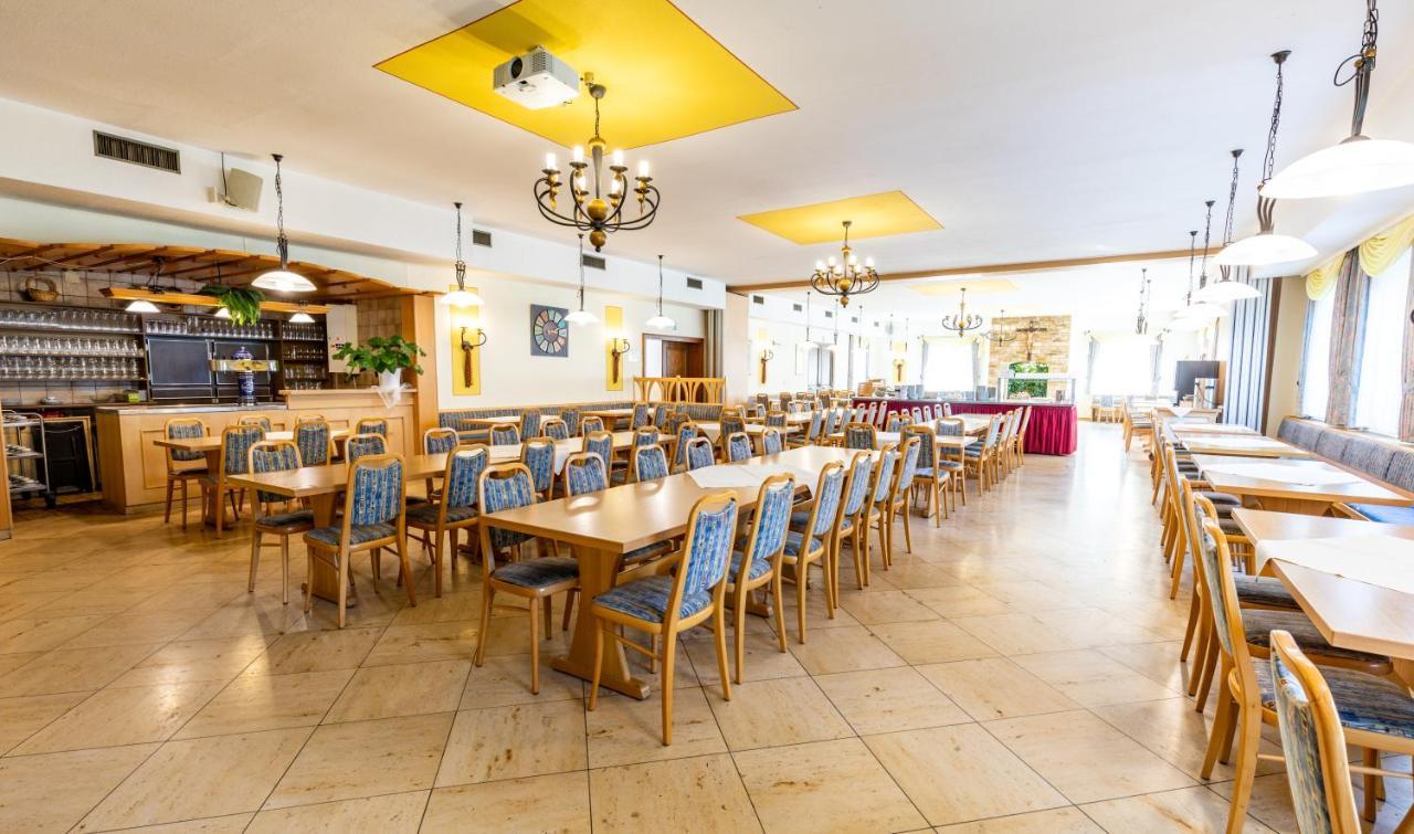 Gasthof Pension Post Denkendorf  Ngoại thất bức ảnh